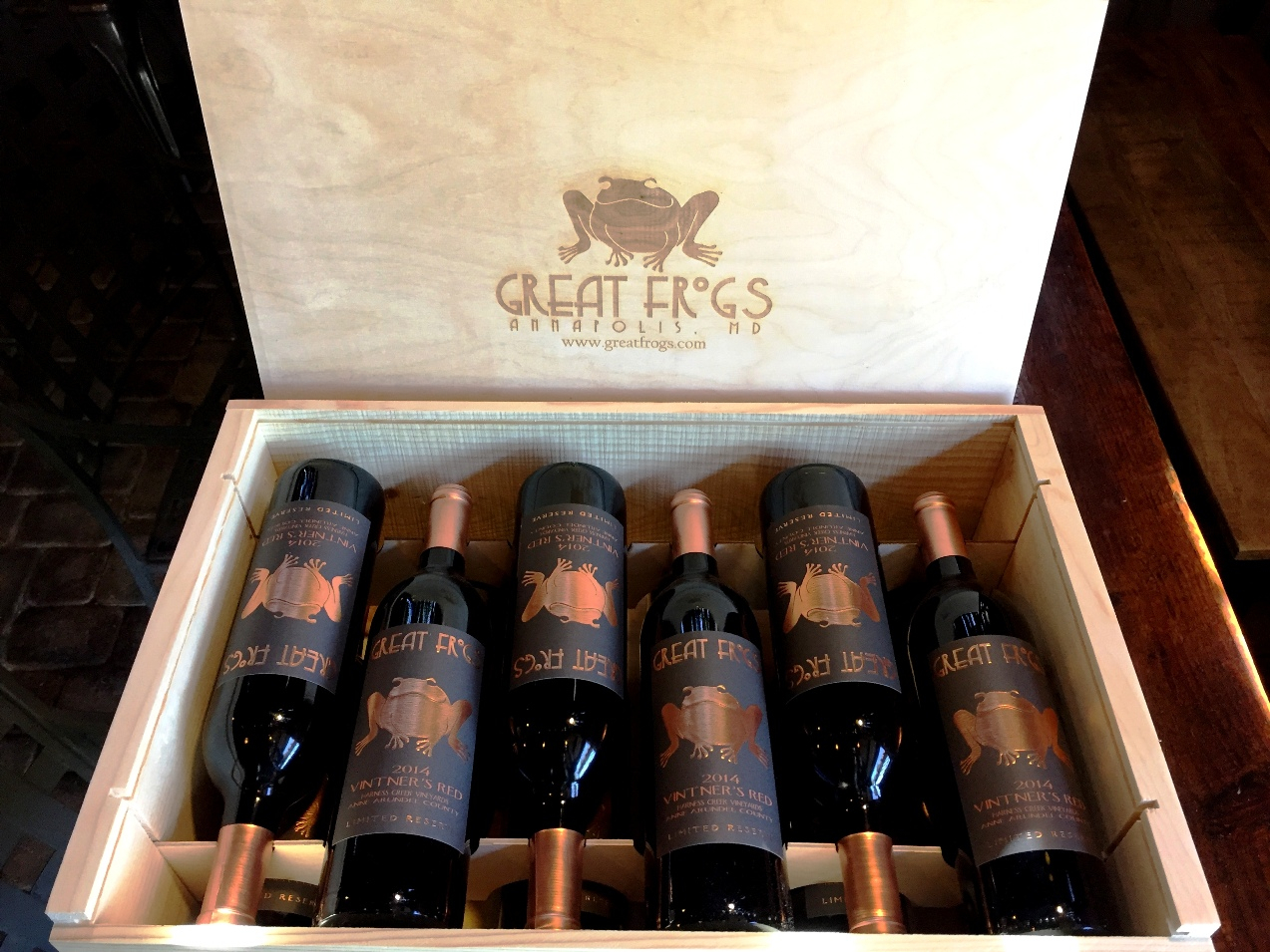 Great frogs 12 bottle wine box
