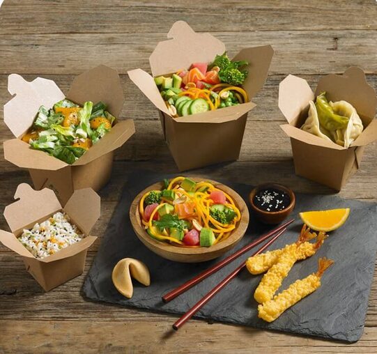 Natural kraft Chinese take out boxes filled with noodles and vegetables
